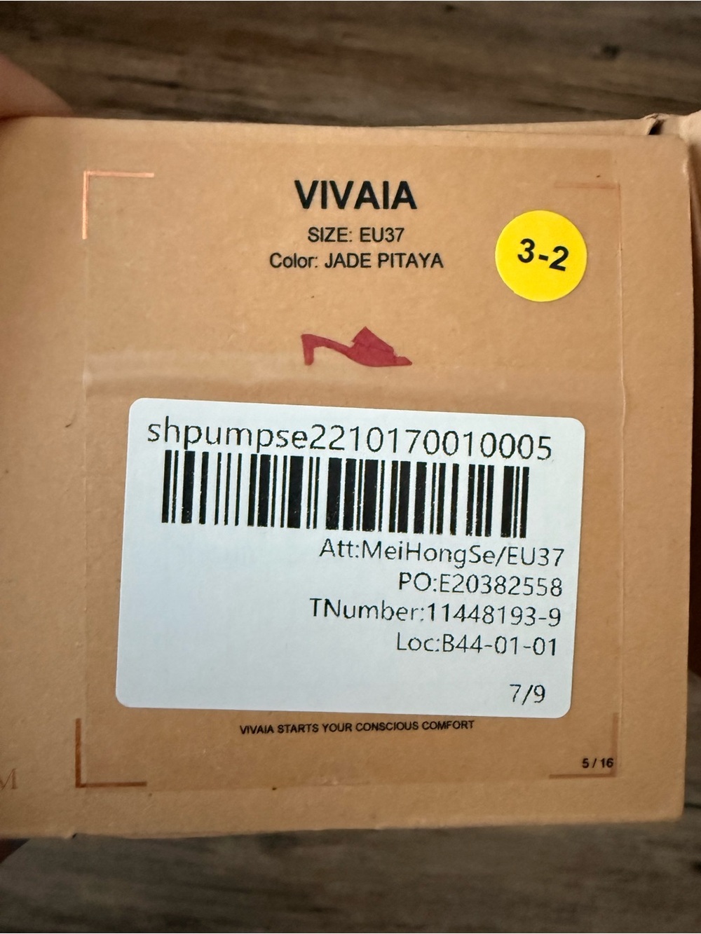 Vivaia Jade Pitaya- PINK SHOES
SIZE EU 37 = US size 6.5-7
EUC! - Picture 2 of 5